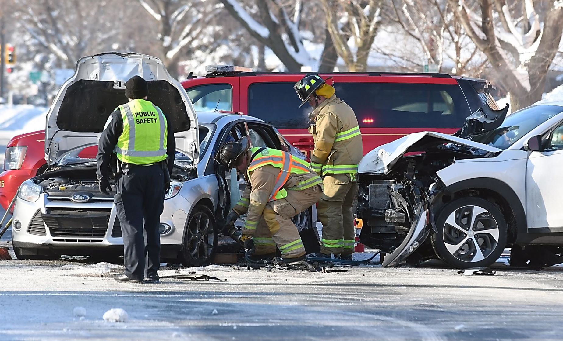 Three-vehicle collision downtown